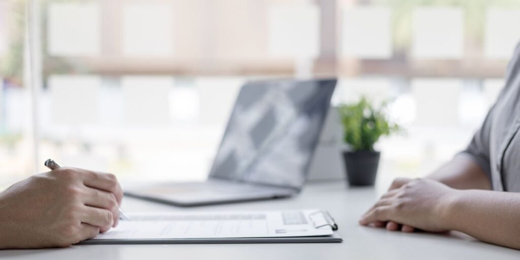 面接の対策中の画像